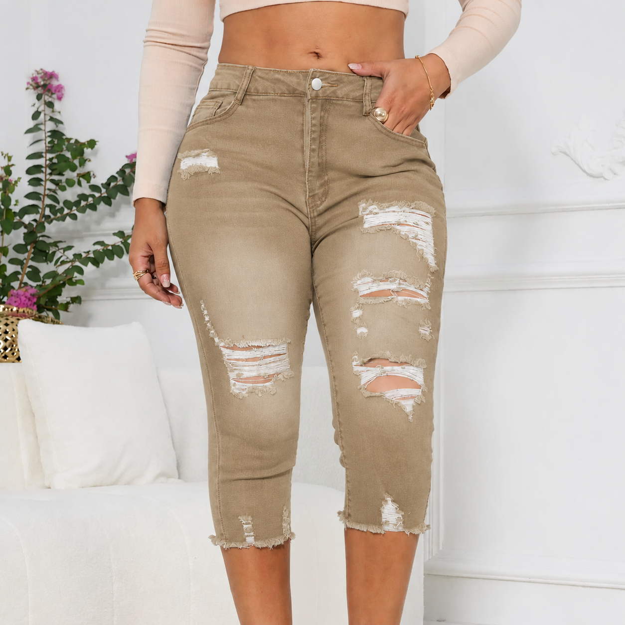 Women's Ripped Capri Jeans - Summer Essential